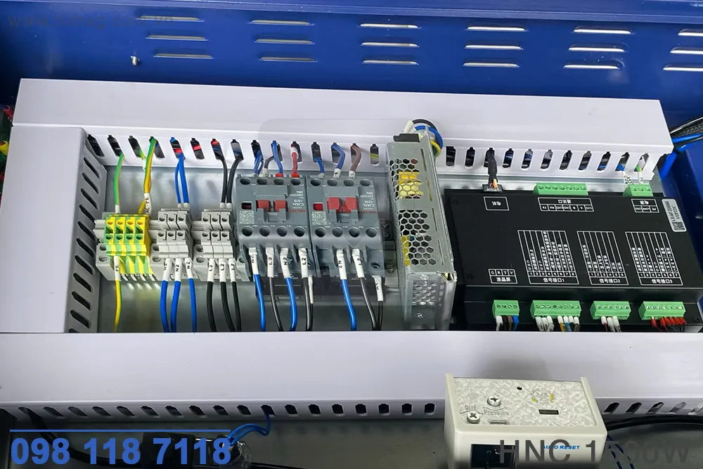 he-thong-dien-may-tay-gi-set-laser-1500w hệ thống điện máy tẩy gỉ laser 1500W