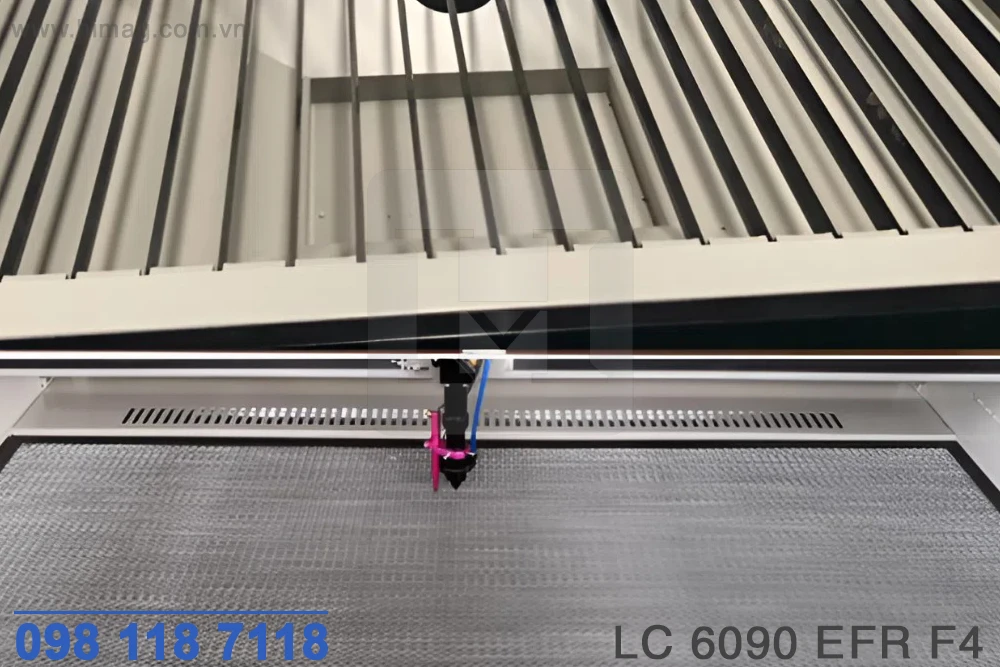 may-cat-khac-laser-100w-kho-600x900mm-lc-6090-efr-f4-1 may cat khac laser 100w kho 600x900mm lc 6090 efr f4 1